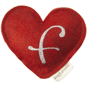 Heart diffuser with glitter letter F