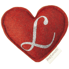 Heart diffuser with glitter letter L